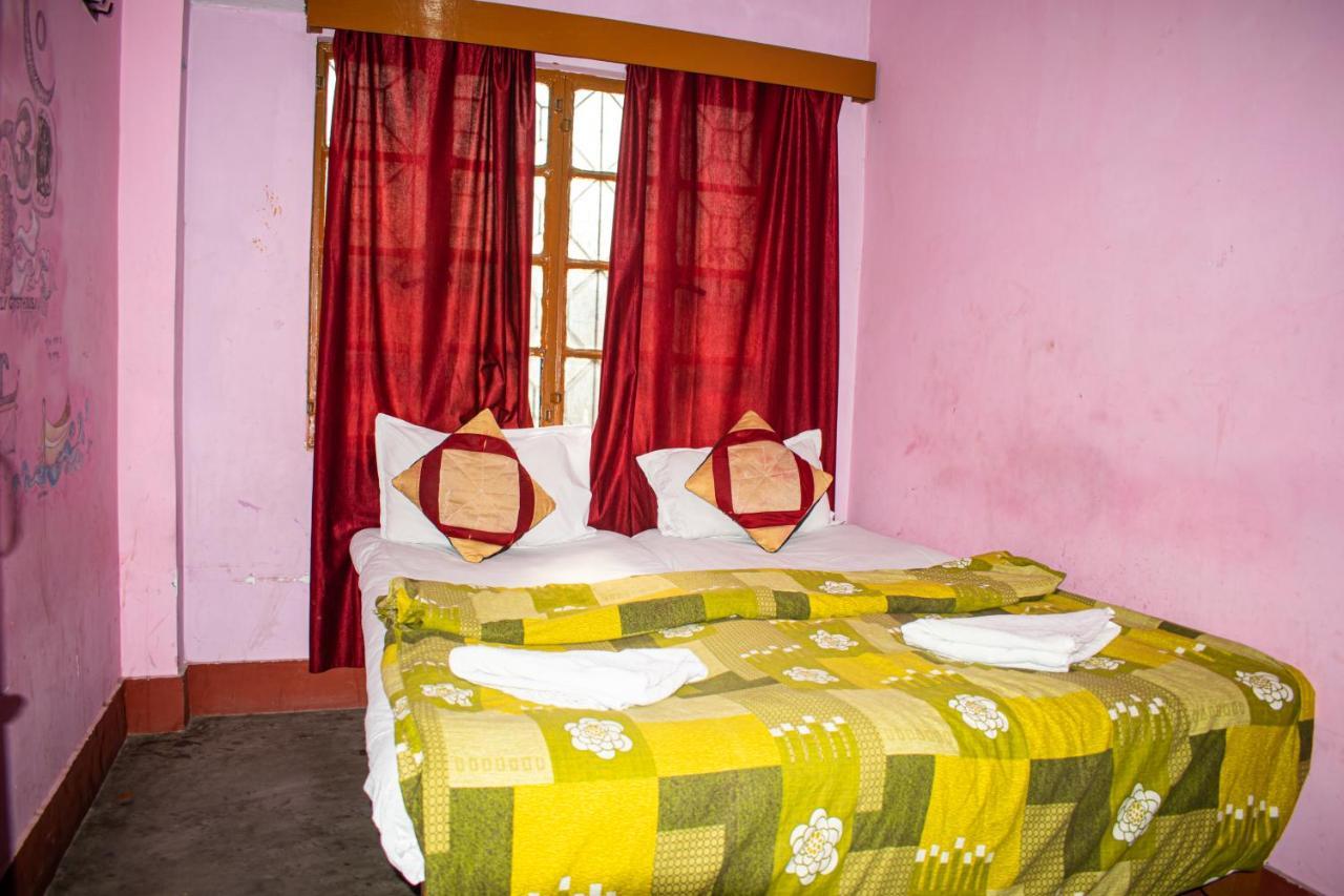 Family Guest House Bénarès Extérieur photo