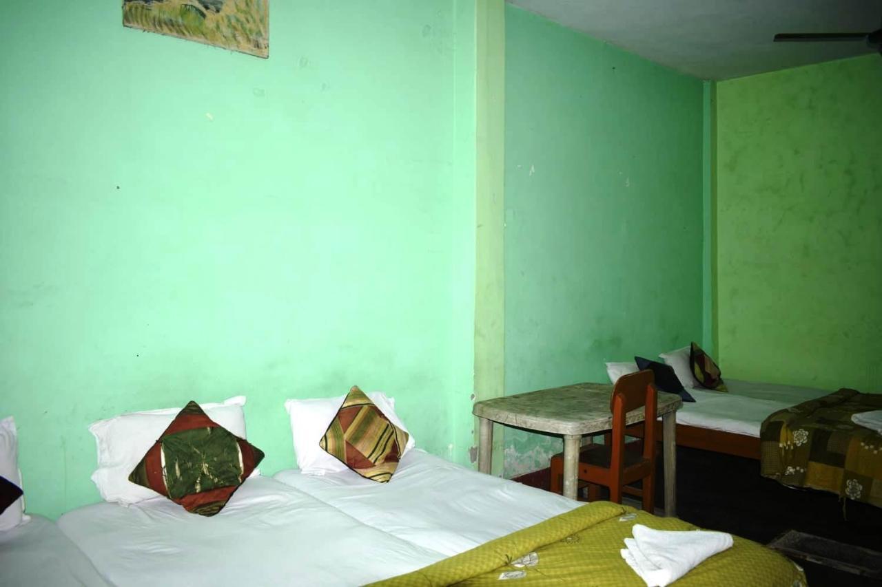 Family Guest House Bénarès Extérieur photo