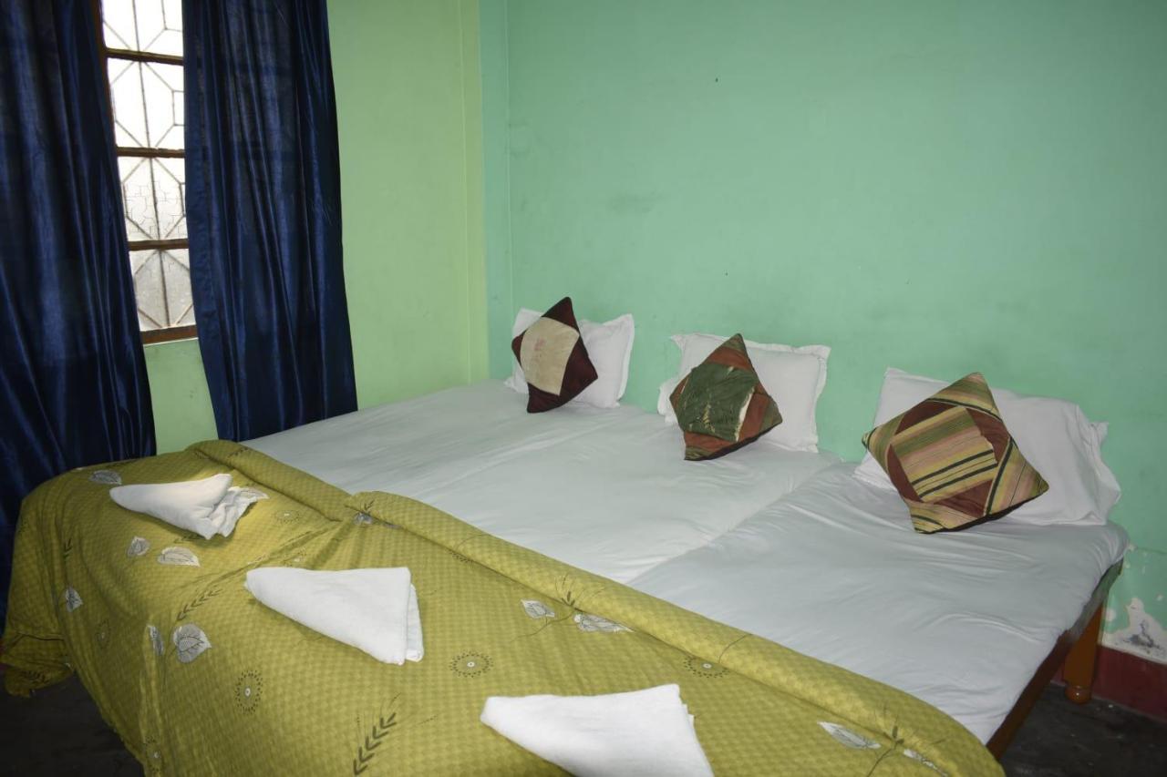 Family Guest House Bénarès Extérieur photo